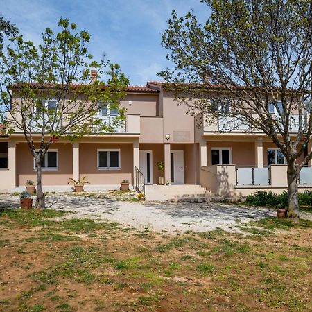 Vila Veronika 2 PUY Exterior foto