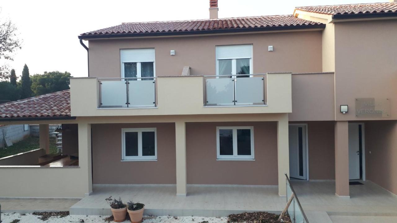 Vila Veronika 2 PUY Exterior foto
