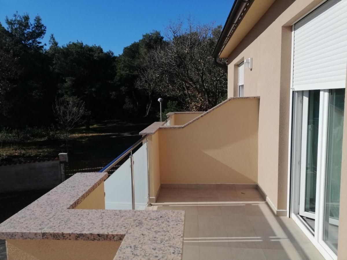 Vila Veronika 2 PUY Exterior foto