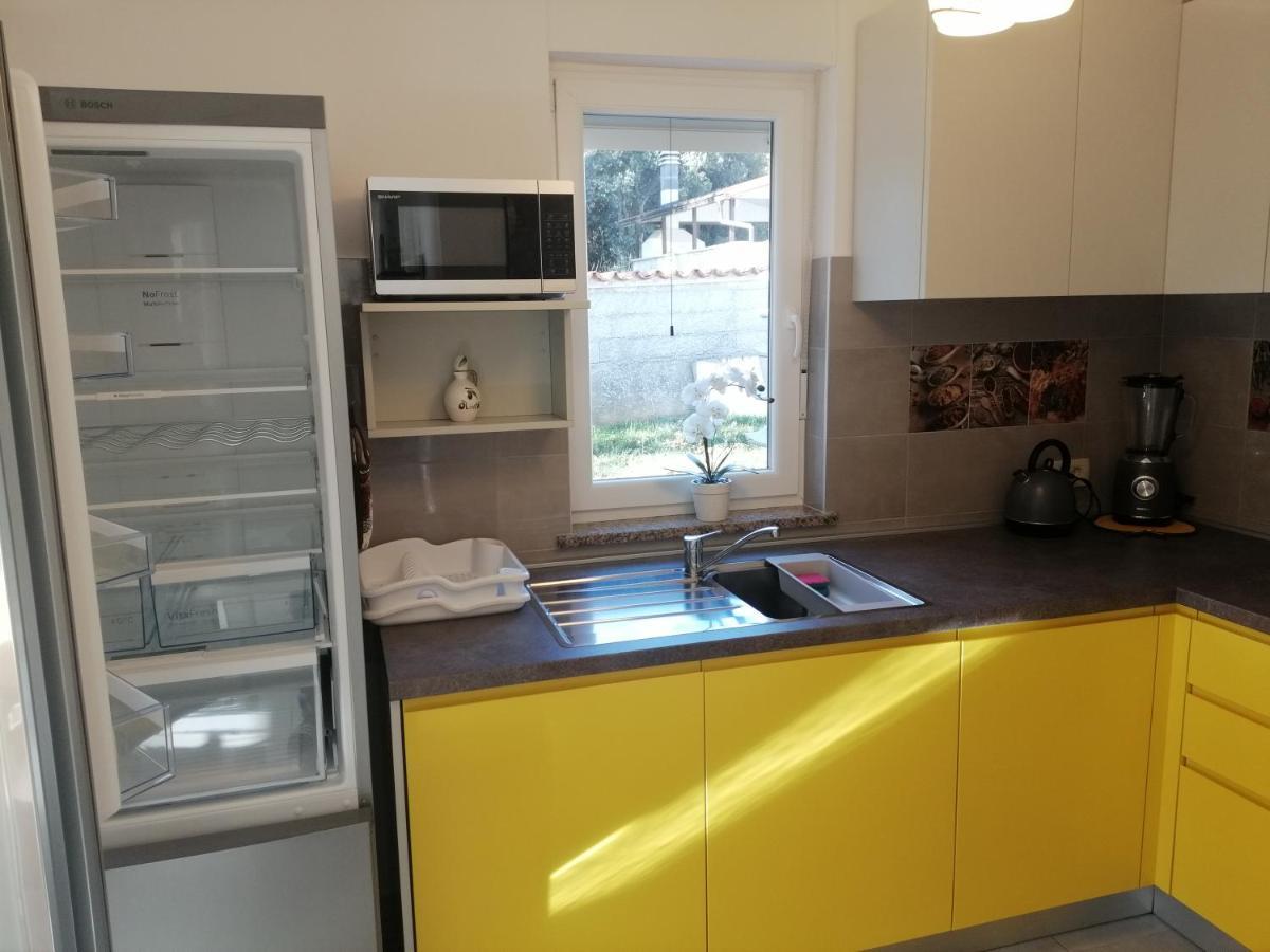 Vila Veronika 2 PUY Exterior foto